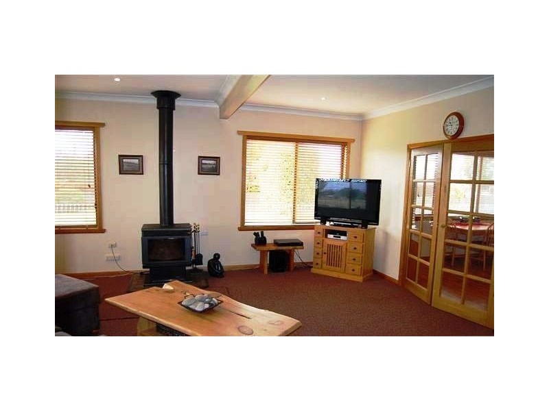 18 Meander Valley Road, Westbury TAS 7303
