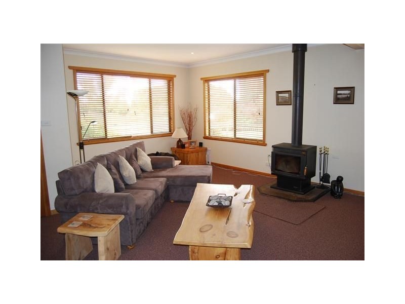18 Meander Valley Road, Westbury TAS 7303