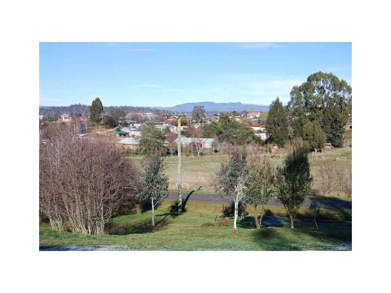 63 West Barrack Street, Deloraine TAS 7304