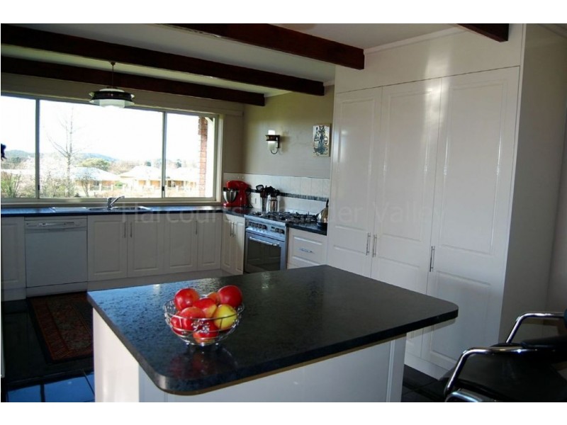 22 East Westbury Place, Deloraine TAS 7304