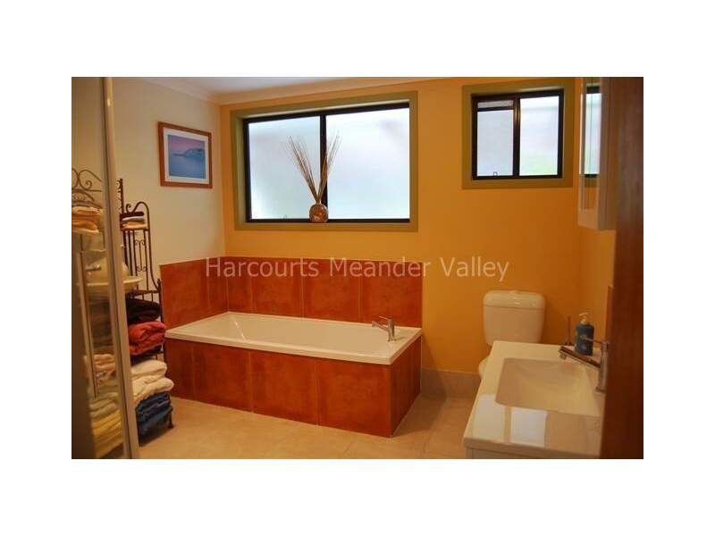 13515 Highland Lakes Road, Golden Valley TAS 7304