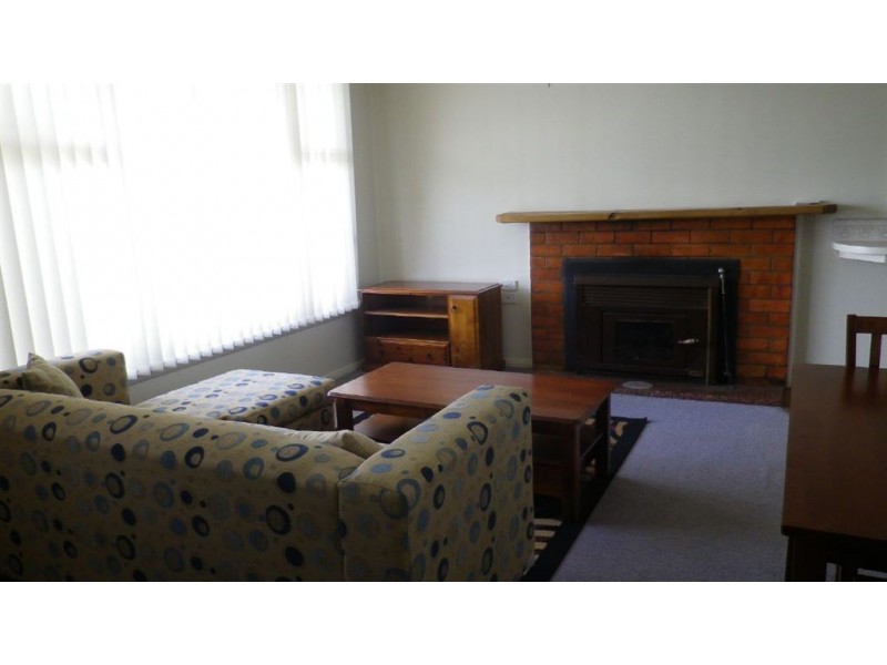 61 East Barrack Street, Deloraine TAS 7304