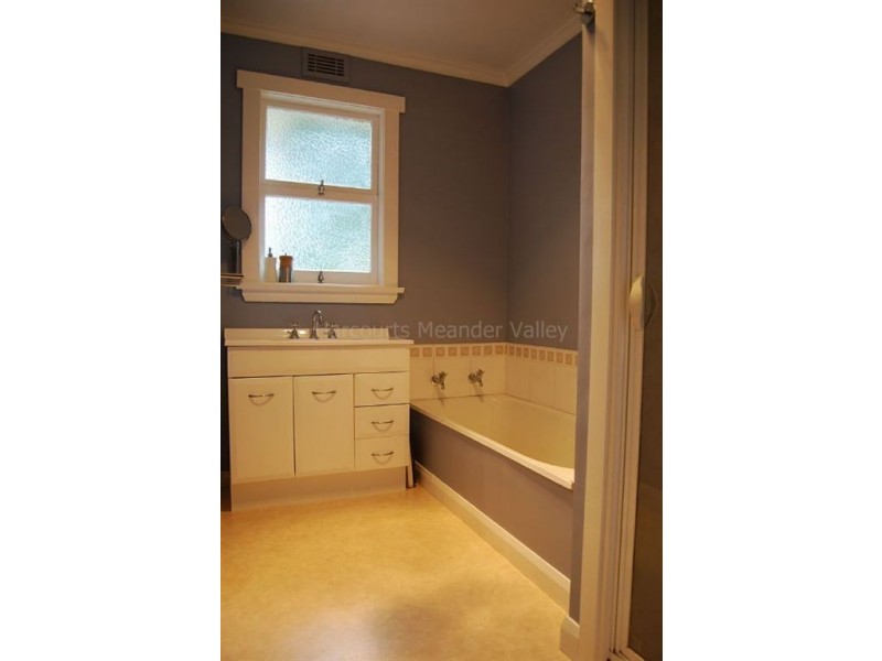 21 Meander Valley Road, Carrick TAS 7291