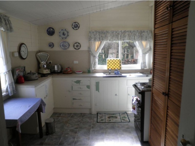 16 Lonsdale Promenade, Westbury TAS 7303