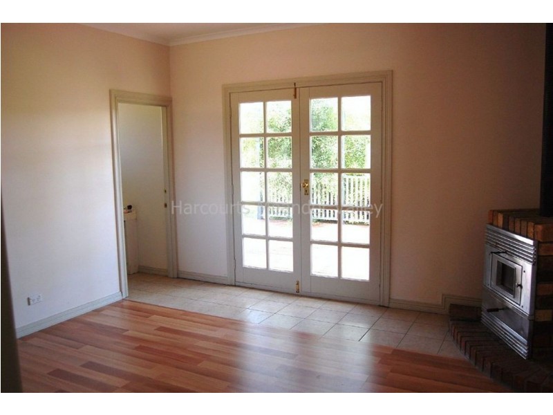 4 BEST Street, Deloraine TAS 7304