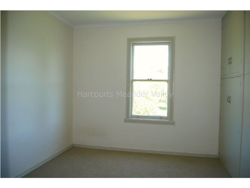 4 BEST Street, Deloraine TAS 7304