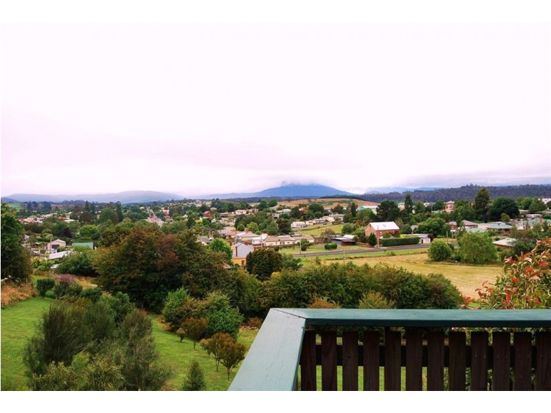 65 West Barrack Street, Deloraine TAS 7304