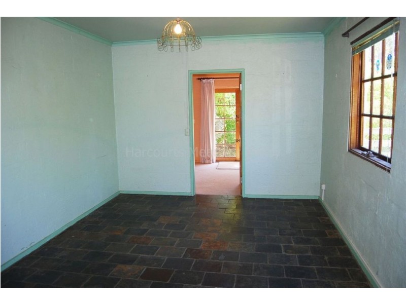 14 Meander Valley Road, Carrick TAS 7291