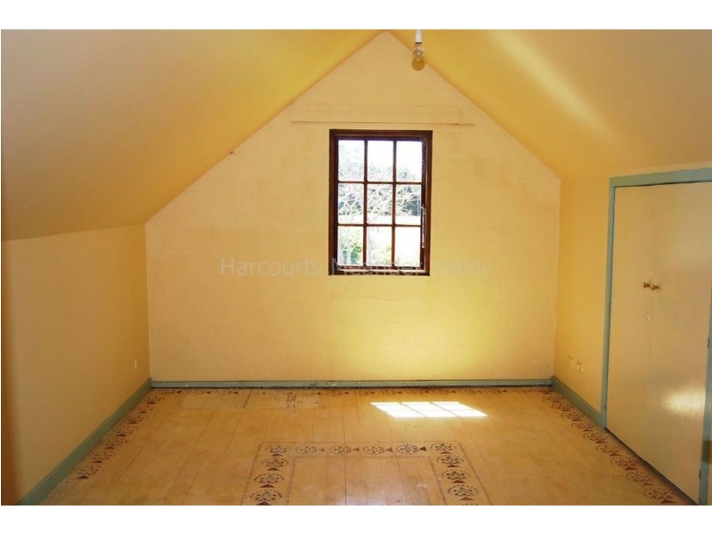 14 Meander Valley Road, Carrick TAS 7291