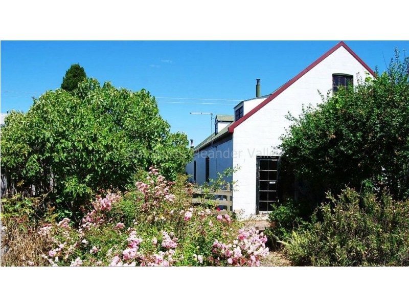 14 Meander Valley Road, Carrick TAS 7291