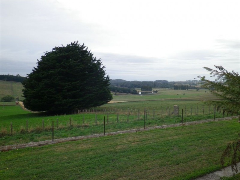 76 Archer ST, Deloraine TAS 7304