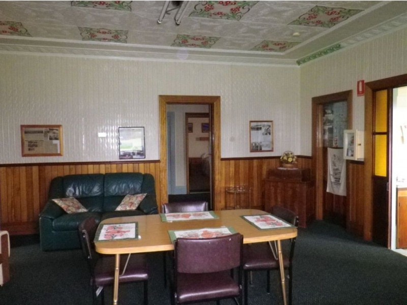 76 Archer ST, Deloraine TAS 7304