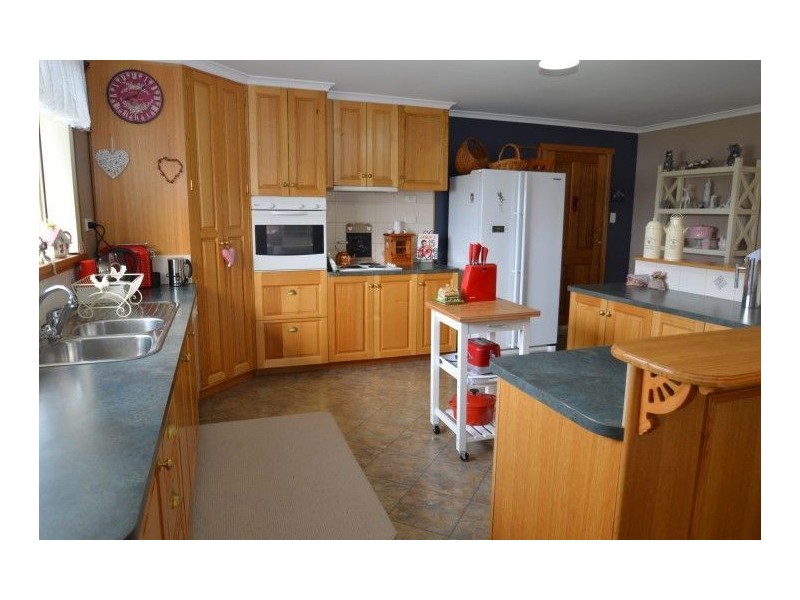 41 – 43 Grigg Street, Deloraine TAS 7304