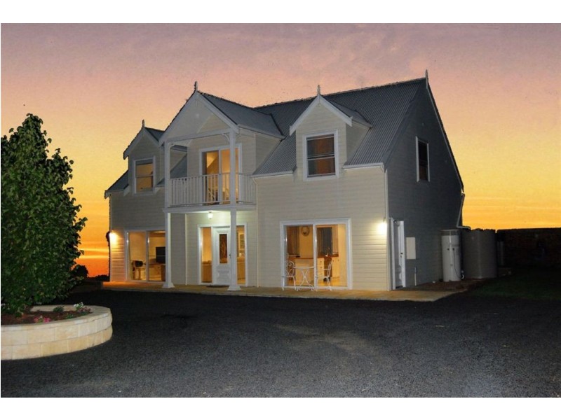 9A East Westbury Place, Deloraine TAS 7304