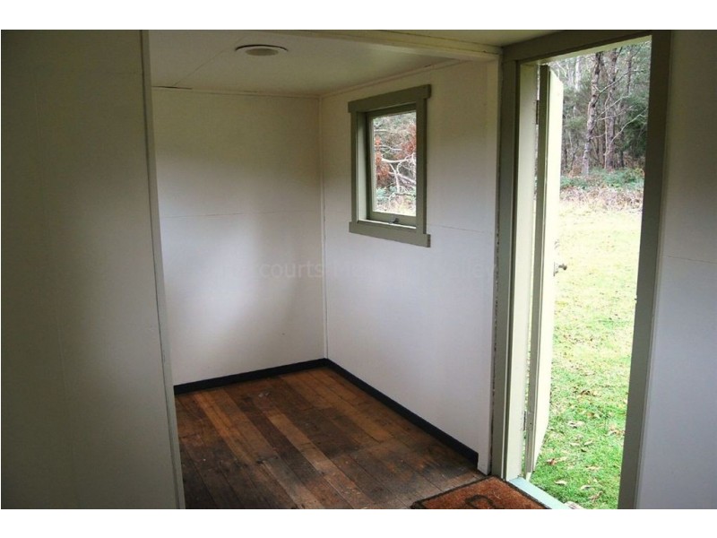 400 Larcombes Road, Reedy Marsh TAS 7304