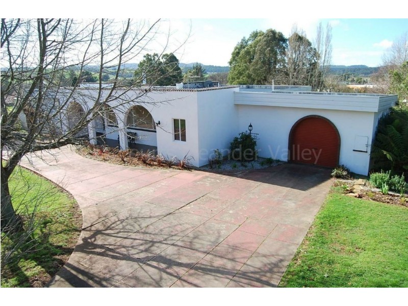 22 East Westbury Place, Deloraine TAS 7304