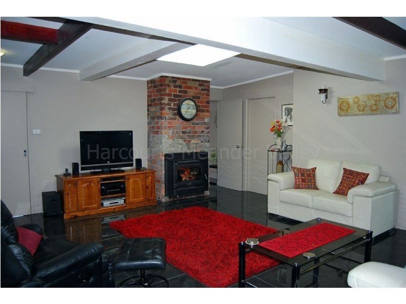 22 East Westbury Place, Deloraine TAS 7304