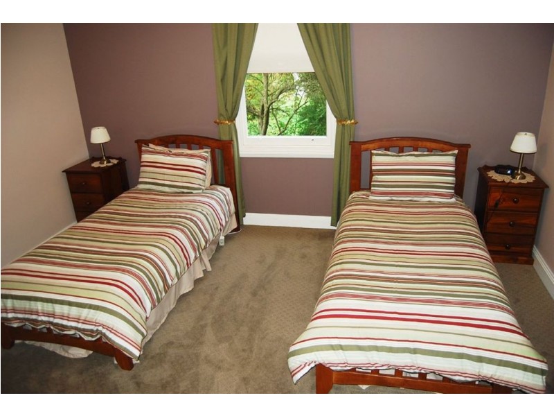 125 Emu Bay Road, Deloraine TAS 7304