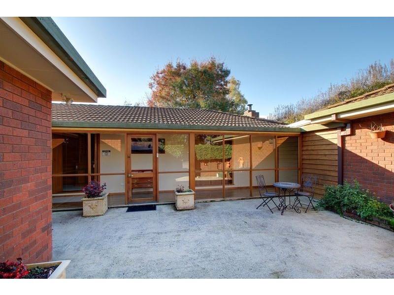 52 Meander Valley Highway, Deloraine TAS 7304