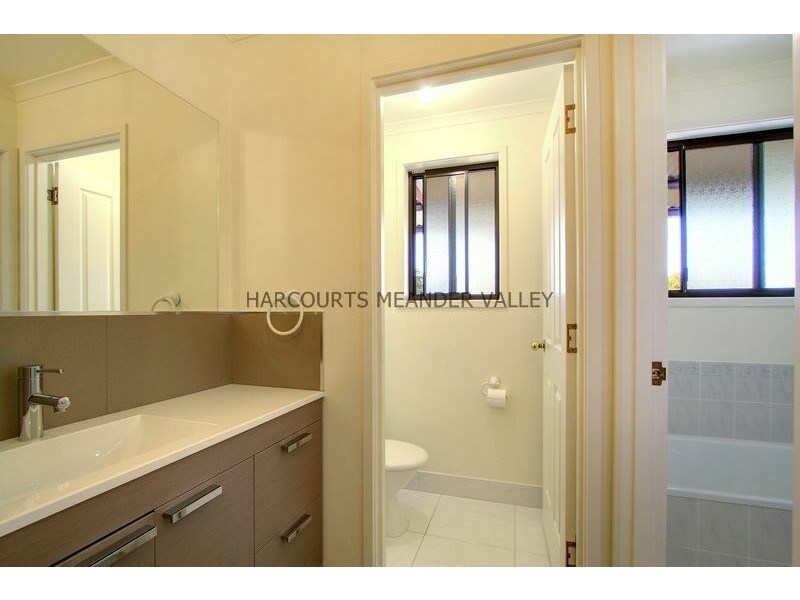 84 Samuel Street, Elizabeth Town TAS 7304