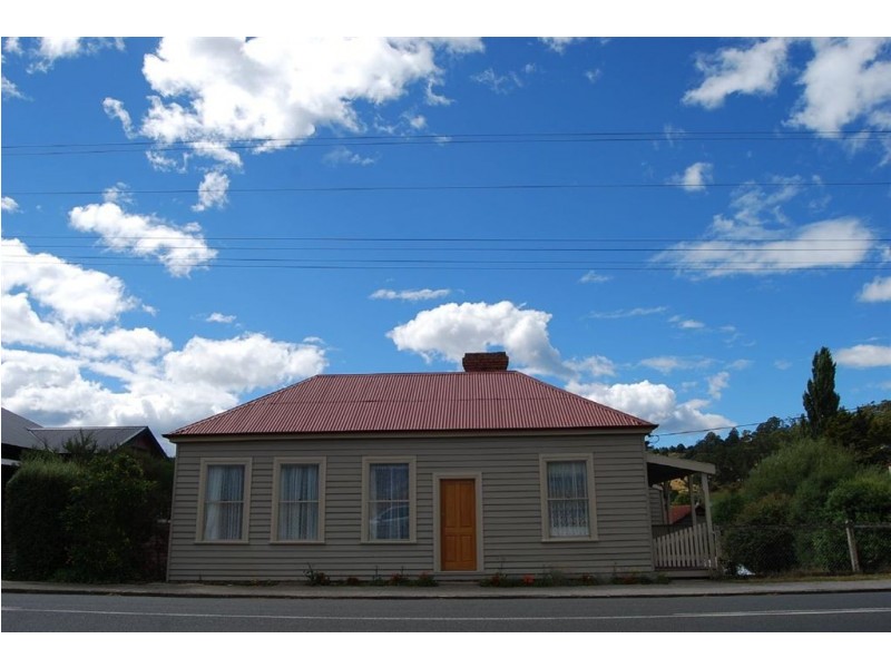 96 Pioneer Drive, Mole Creek TAS 7304