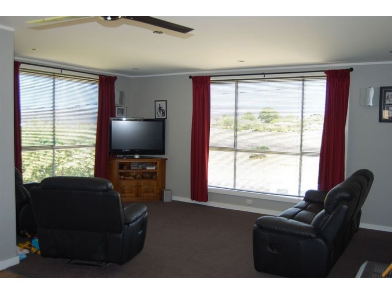 91 West Barrack St, Deloraine TAS 7304