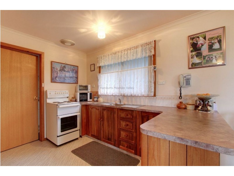 2/142 Emu Bay Road, Deloraine TAS 7304