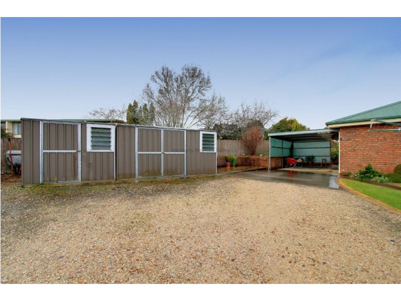 2/142 Emu Bay Road, Deloraine TAS 7304