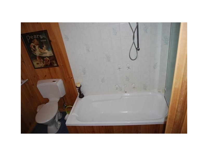 12 East Barrack Street, Deloraine TAS 7304