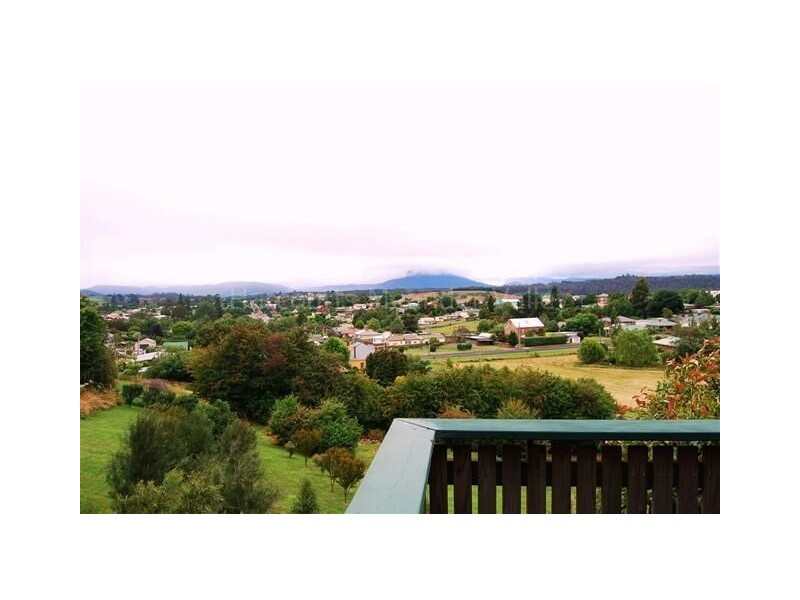 65 West Barrack Street, Deloraine TAS 7304