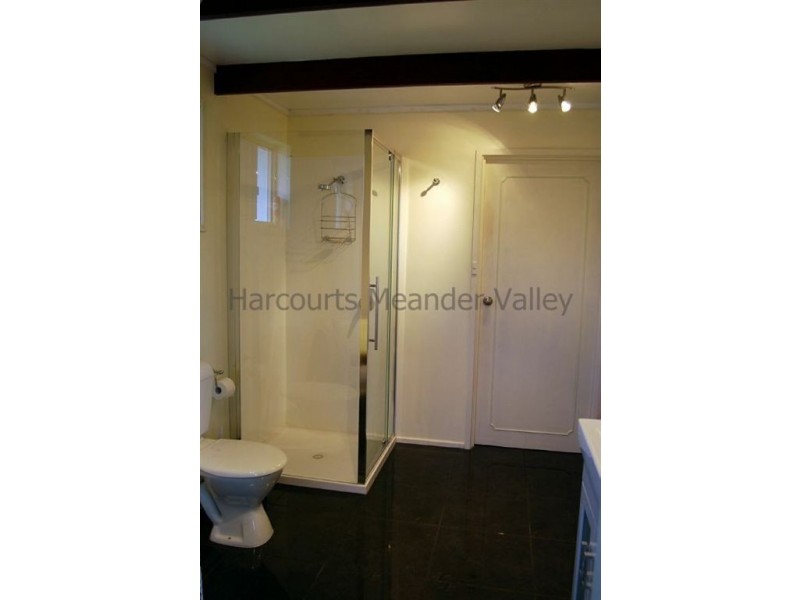 22 East Westbury Place, Deloraine TAS 7304