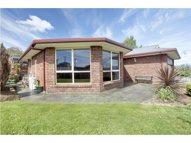 Deloraine TAS 7304