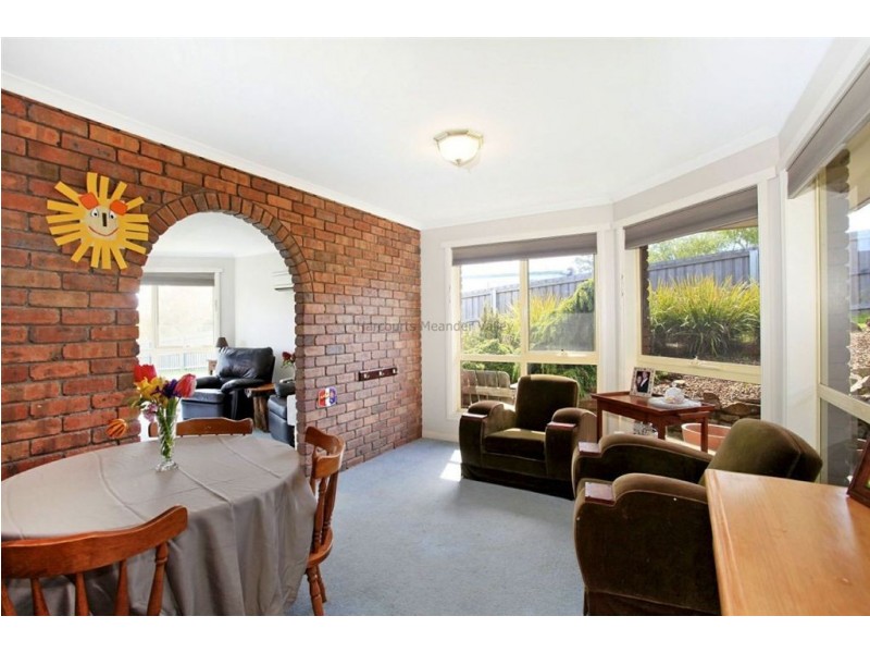 Deloraine TAS 7304