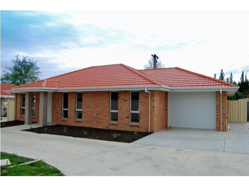 Unit 2 Quamby Street, Westbury TAS 7303