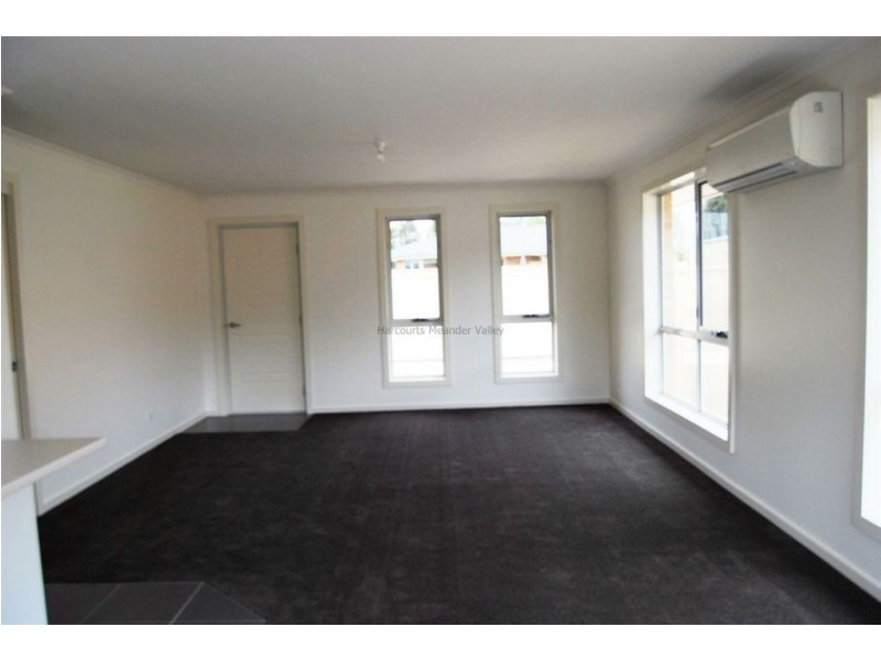 Unit 2 Quamby Street, Westbury TAS 7303