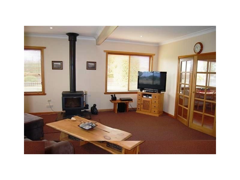 18 Meander Valley Road, Westbury TAS 7303