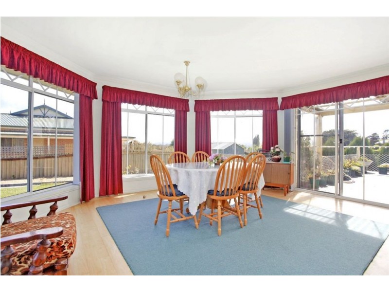 16 Rickman Street, Deloraine TAS 7304