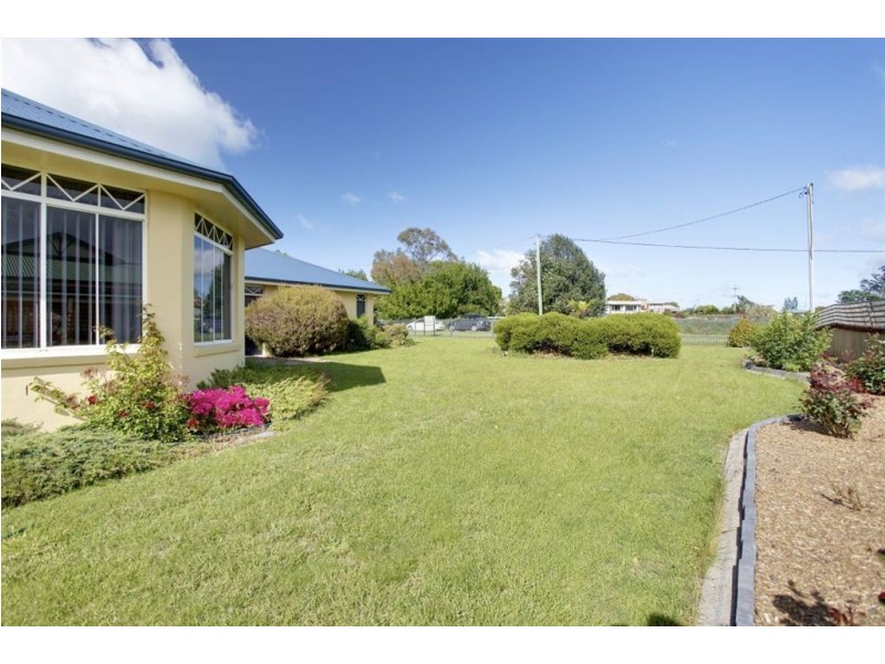16 Rickman Street, Deloraine TAS 7304