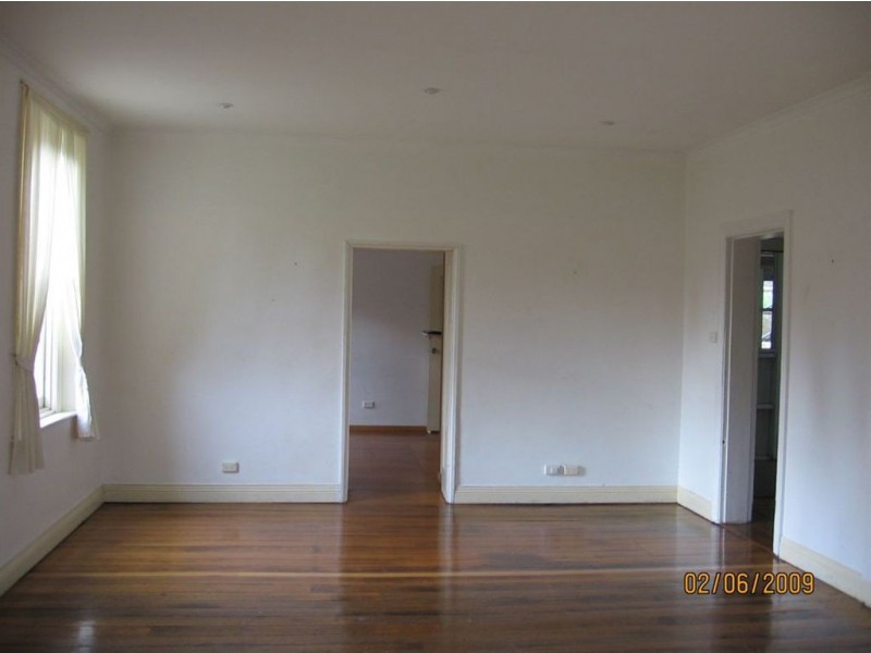 10 East Parade, Deloraine TAS 7304