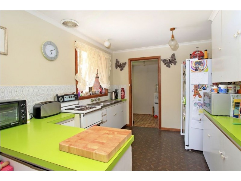 50 Meander Valley Road, Deloraine TAS 7304