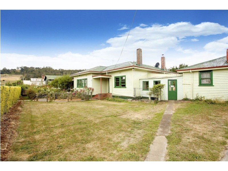 7 Caveside Road, Mole Creek TAS 7304
