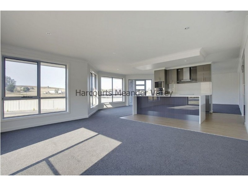 4 Carl Court, Deloraine TAS 7304