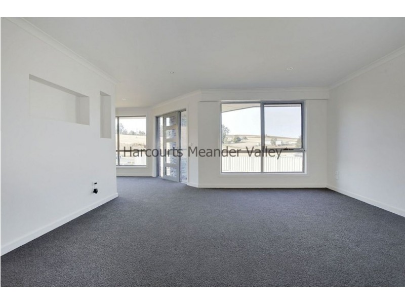 4 Carl Court, Deloraine TAS 7304