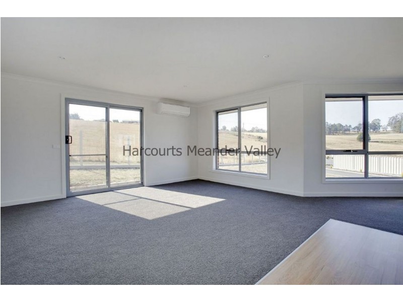 4 Carl Court, Deloraine TAS 7304