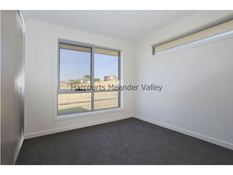 4 Carl Court, Deloraine TAS 7304