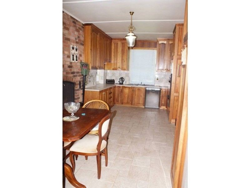 54 William ST, Westbury TAS 7303