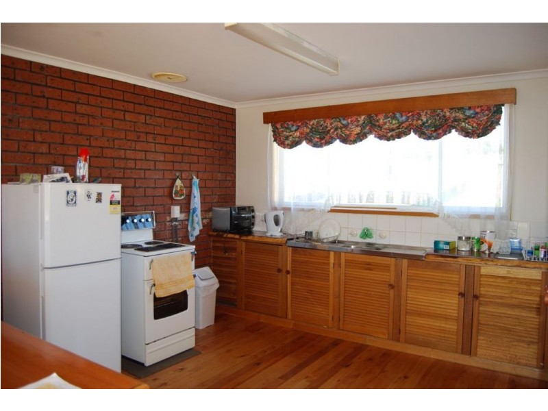 15 Meander Valley Road, Deloraine TAS 7304