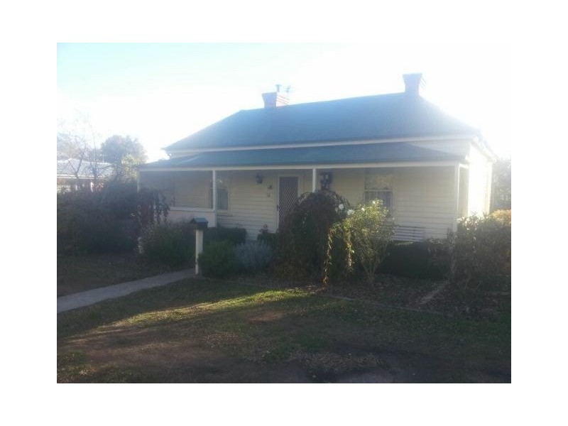 16 Lonsdale Promenade, Westbury TAS 7303