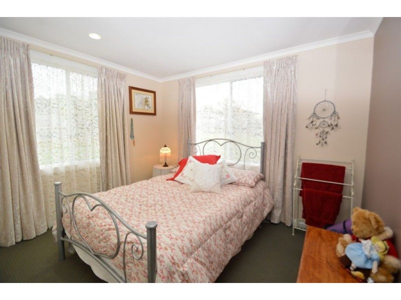 131 Emu Bay Road, Deloraine TAS 7304