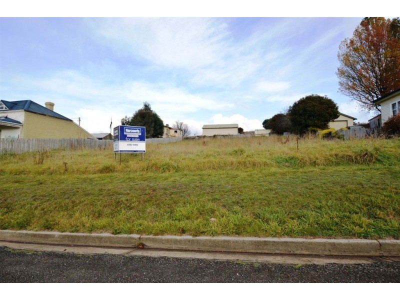 75 East Barrack Street, Deloraine TAS 7304